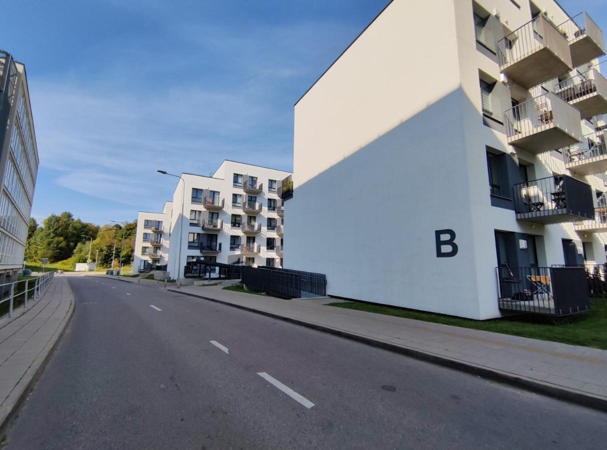Apartments Franny'S Bees Vilnius Bagian luar foto