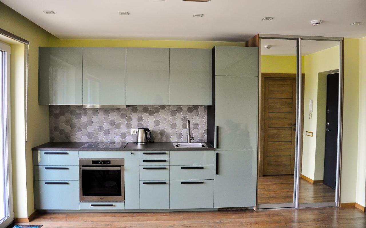 Apartments Franny'S Bees Vilnius Bagian luar foto